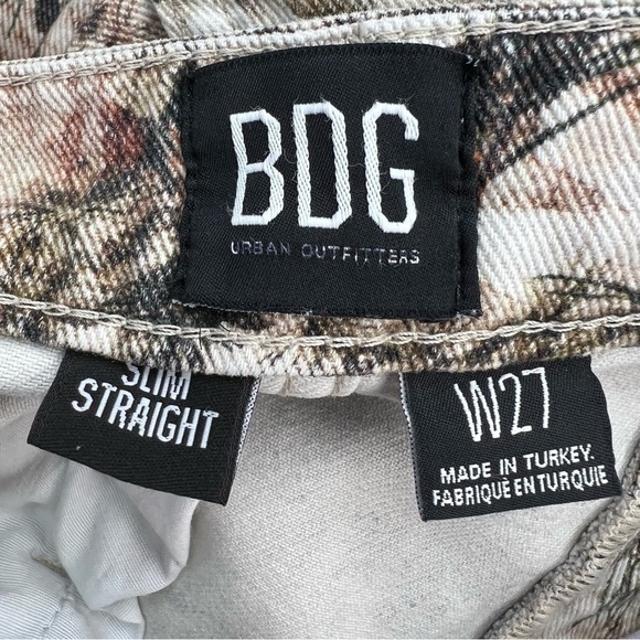 BDG Urban Outfitters slim straight high rise pine cone camouflage jeans 27 - Picture 12 of 13